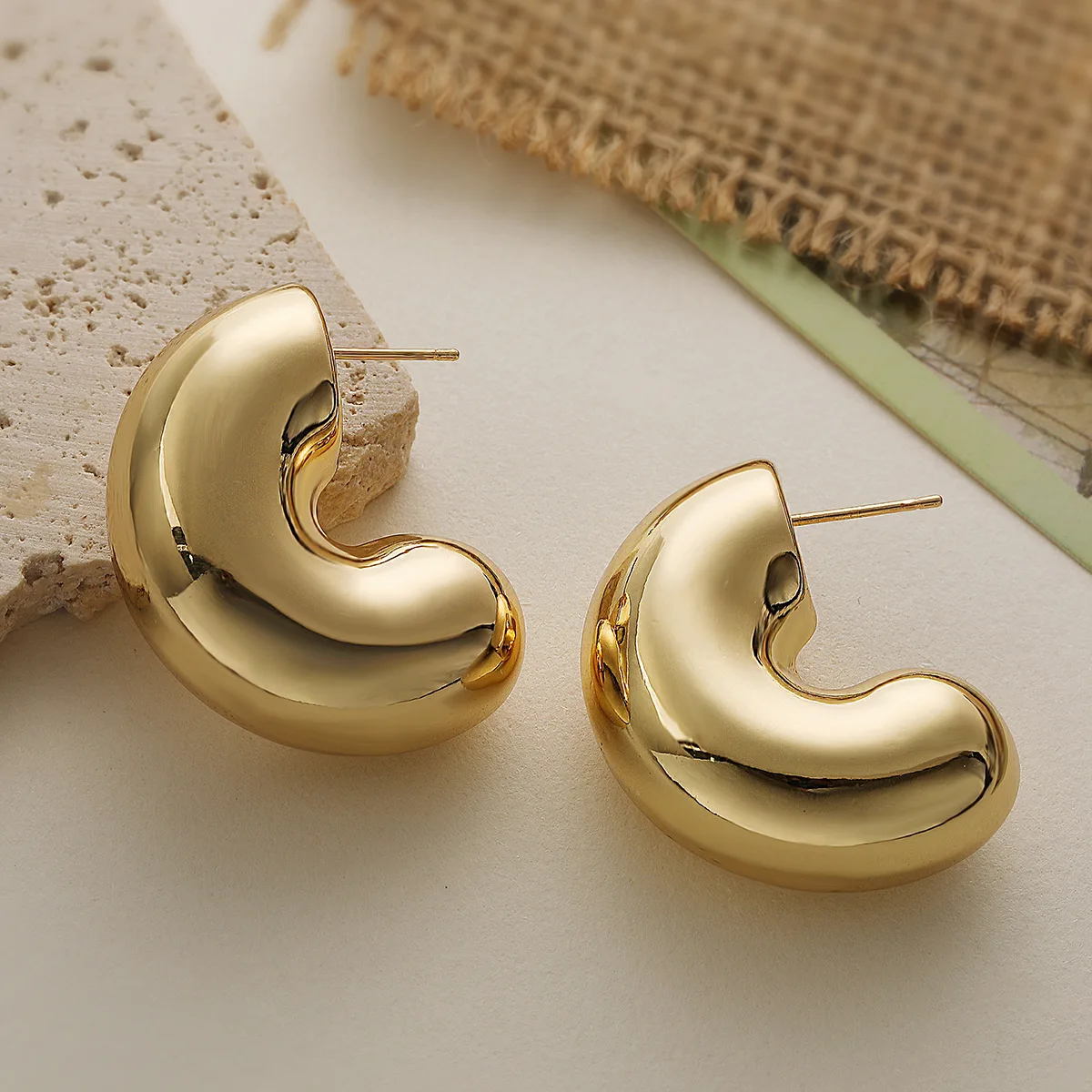 GANPUP Hochwertige, glatte C-förmige Ohrstecker für Damen, modischer neuer Ohrschmuck, Geschenk für Partys, серьги женские – Detail 3
