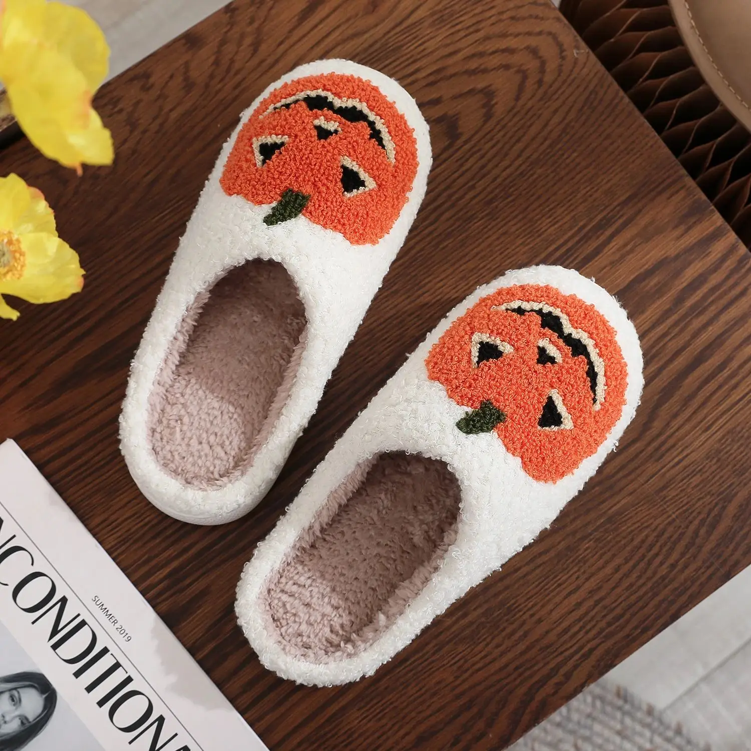 Winter home home white pumpkin lantern pattern cotton slippers non-slip thick bottom wool cotton slippers