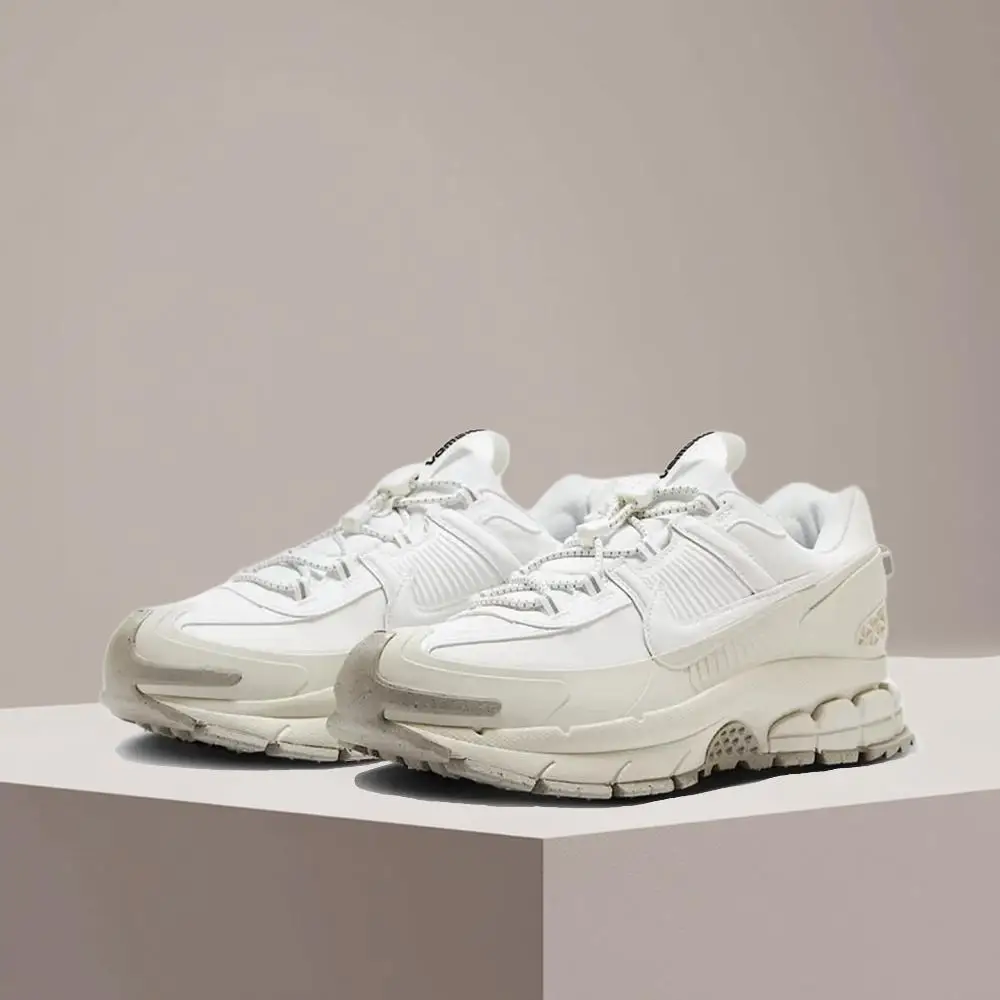 Nike ZOOM VOMERO ROAM Lightweight Comfortable Slip-Resistant Durable Low-Top Casual Running Shoes Unisex Style HV5951-100