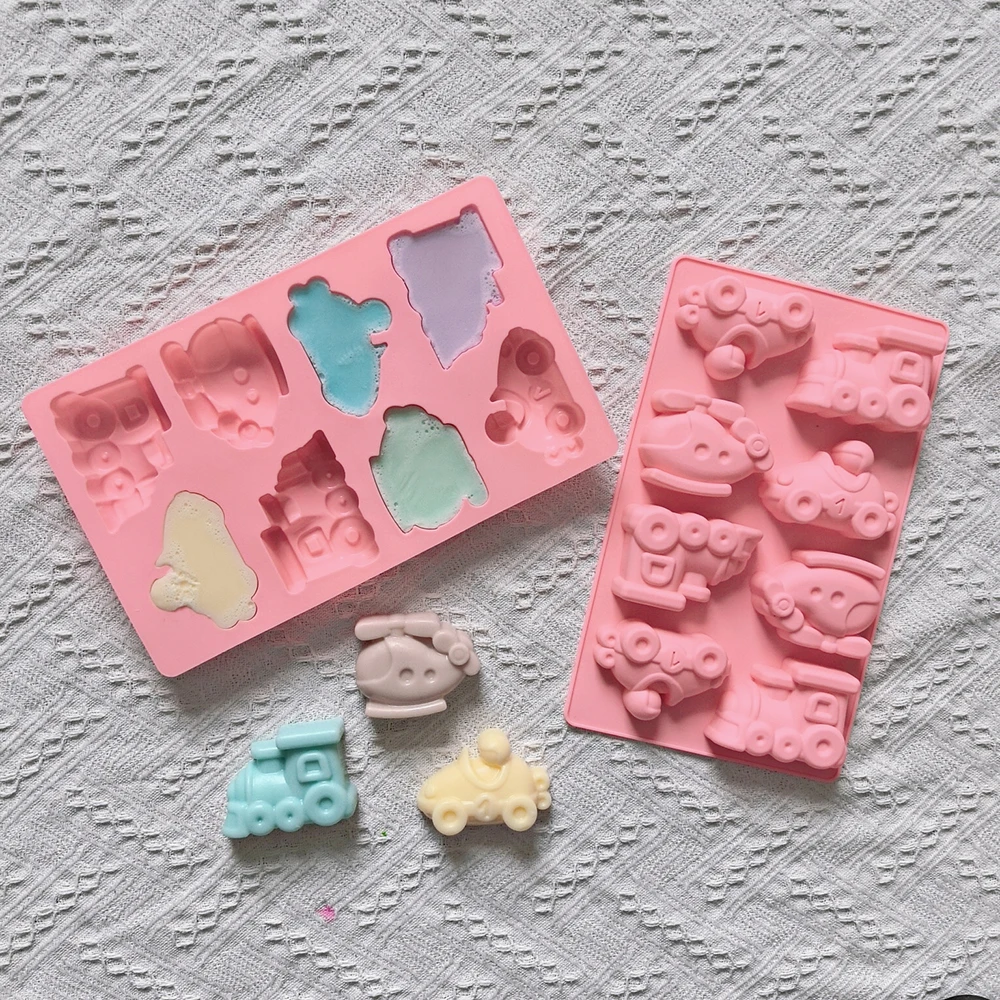 1pc 8-hole car, helicopter shaped DIY non stick silicone mold, suitable for making cakes, bread, jelly, desserts, baking molds