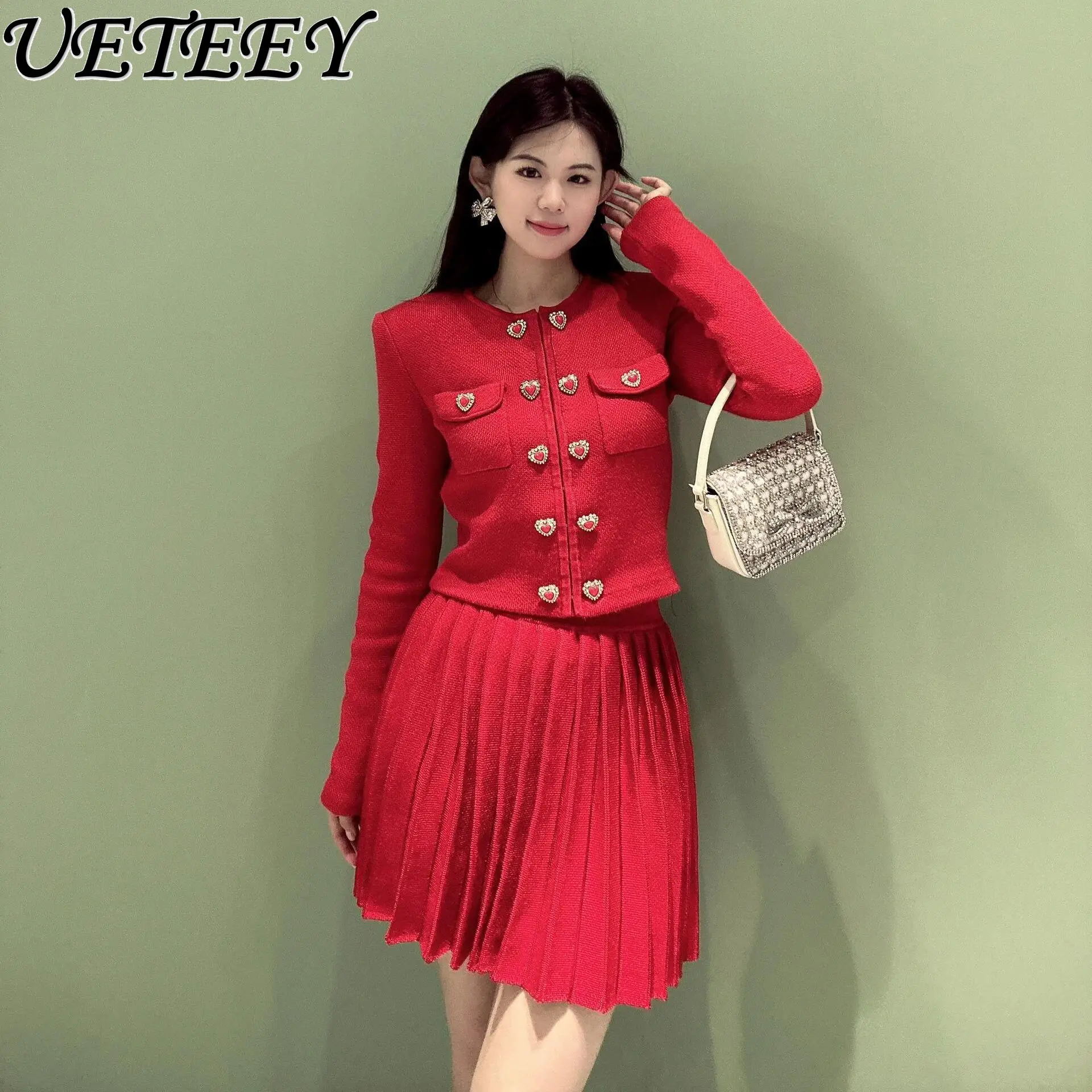 

Autumn and Winter French Celebrity Red Love Button Crew Neck Cardigan Jacket Short Pleated Skirt Two Piece Sets Womens Outifits