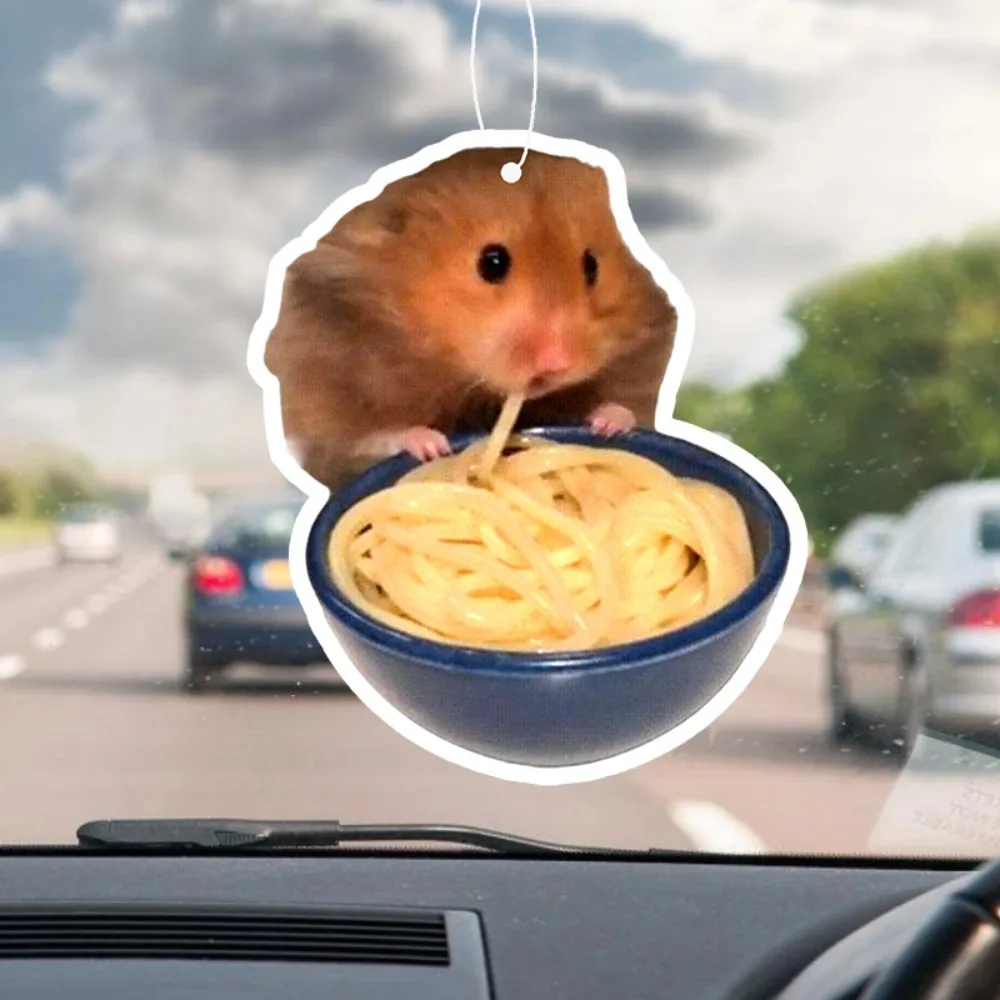 Hamster essender Ramen-Auto-Duftaufhänger – lustiges Essen-Design, hängender Spiegelentlüftung, anhaltender Duft