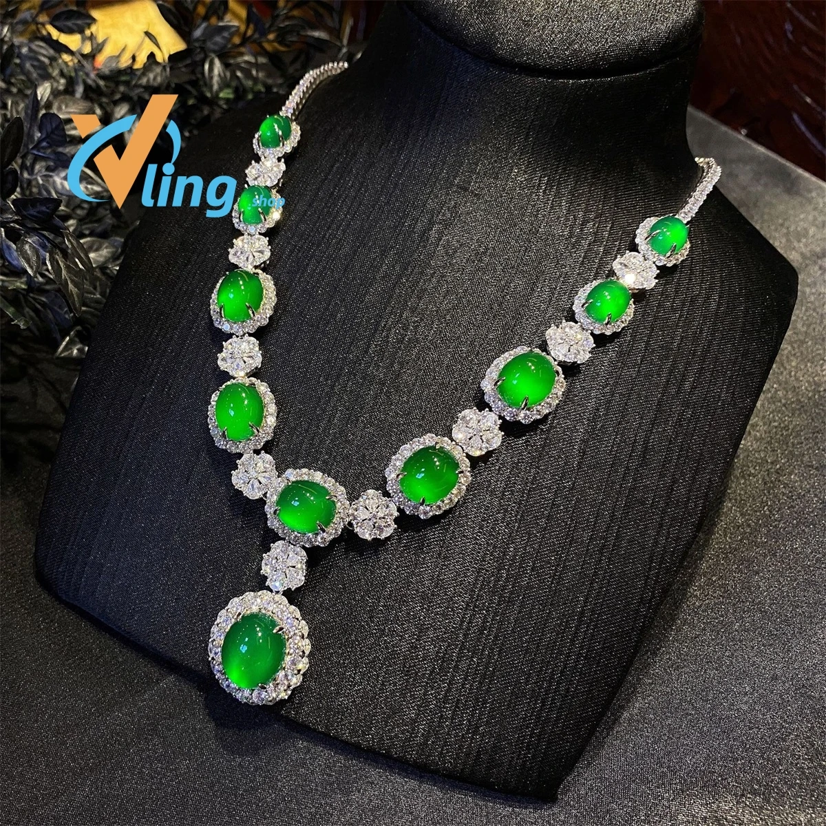 

Brazilian Green Chalcedony Set Chain Dinner Chain Necklace Collar Chain 925 Silver High Carbon Diamond Compares Jade Jade Neckla