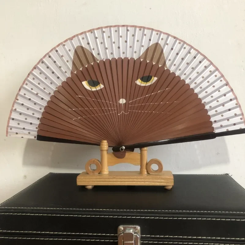 Fashionable Cartoon Cat Cloth Fans Japan Style Performances Hand Held Fans Popular Lovely Folding Bamboo Fan Wedding Party Gift