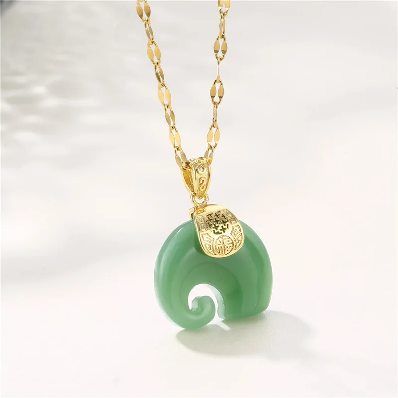 Vintage Style Lucky Guard Green Pendant Stainless Steel Necklaces For Women Fashion Elegant Female Clavicle Chain Jewelry Gift