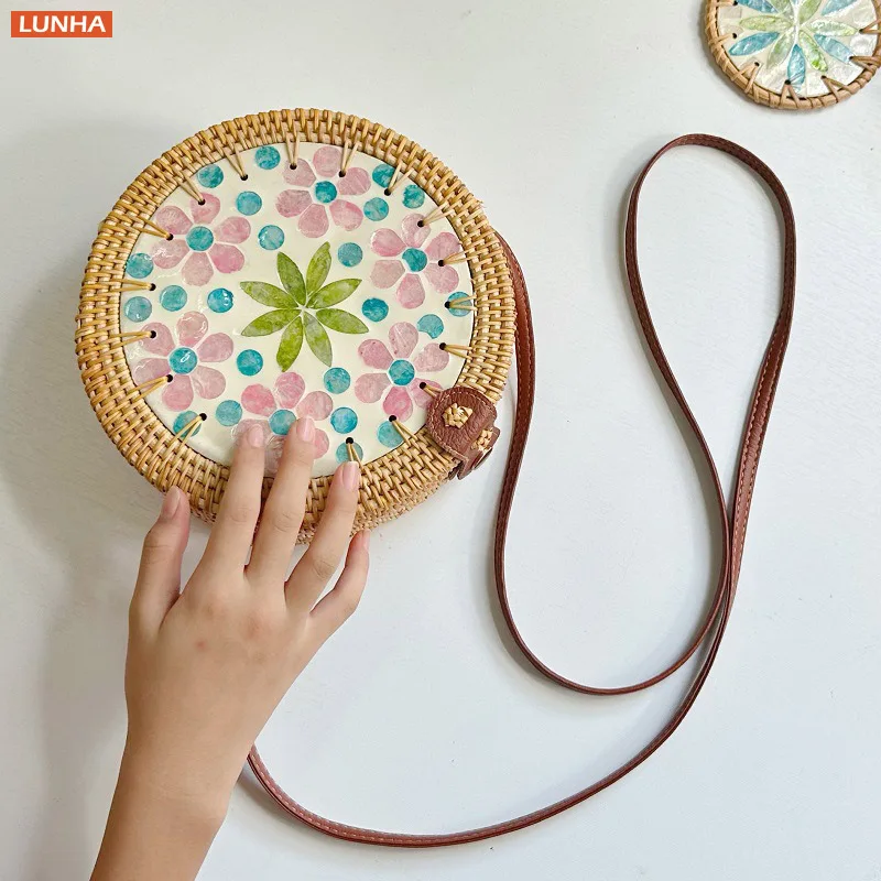 

Тканая сумка на плечо из ротанга ручной работы для женщин, винтажная круглая сумка на ремне, легкая летняя стильная сумка