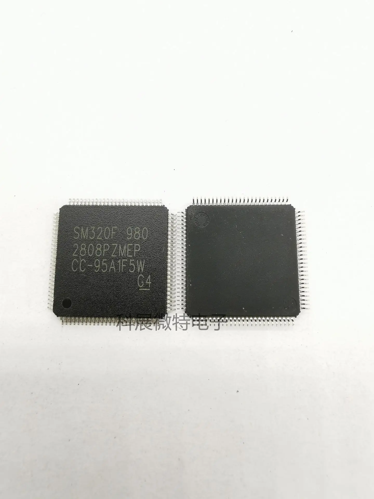 

Оригинальный Новый встроенный чип SM320F2808PZMEP