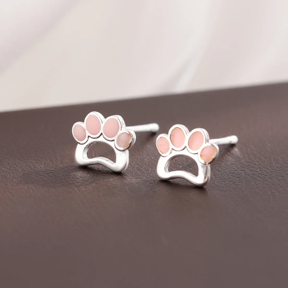 New Fashion Jewelry Beautiful Creative Cute Animal 925 Sterling Silver Sweet Cat Claw Pink Exquisite Stud Earrings  E085