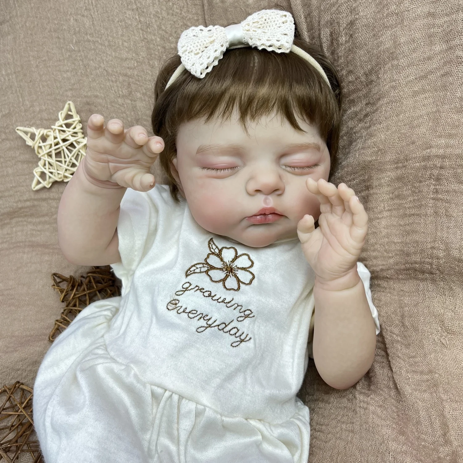 48 CM Lalka Reborn Śpiąca z Widocznymi Żyłkami, Malowana 3D, z Miękkim Materiałowym Ciałem, Realistyczny Prezent Urodzinowy, Zabawka do Domku dla Lalek