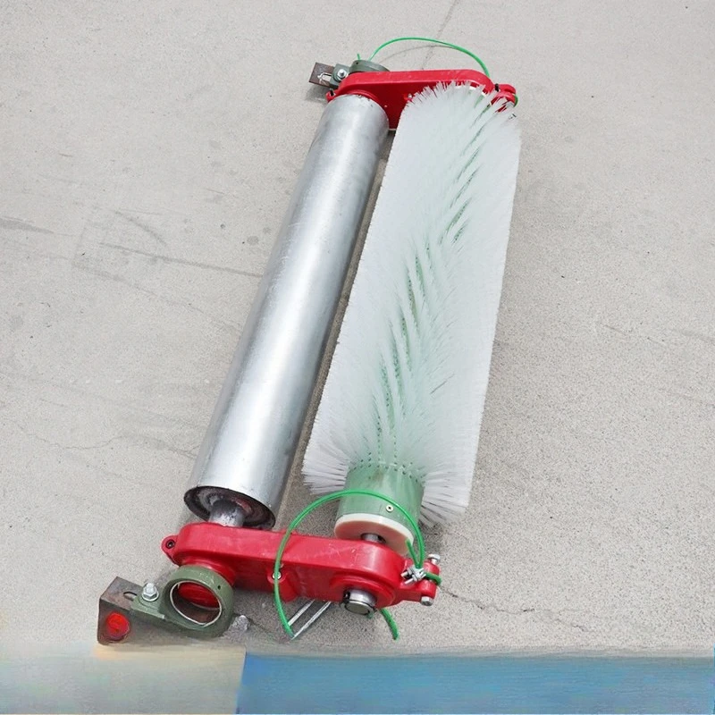 Cement plant conveyor belt roller brush cleaner, unpowered roller brush cleaning brush