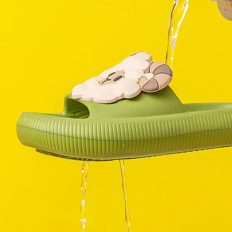 Pantoufles de plage à semelle souple EVA pour enfants, chaussures antidérapantes d'intérieur décontractées pour salle de bain