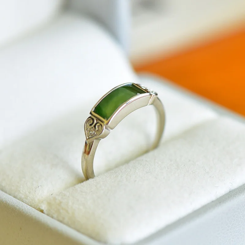 

Легкое роскошное элегантное серебряное кольцо Hetian с изогнутым нефритом и яшмой в парном стиле
