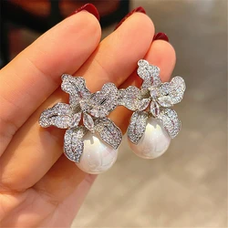 HUANZHI Silver Color Rhinestone Exaggerated Flower Imitation Pearl Earrings for Women Girls French Retro Wedding Jewelry Gifts