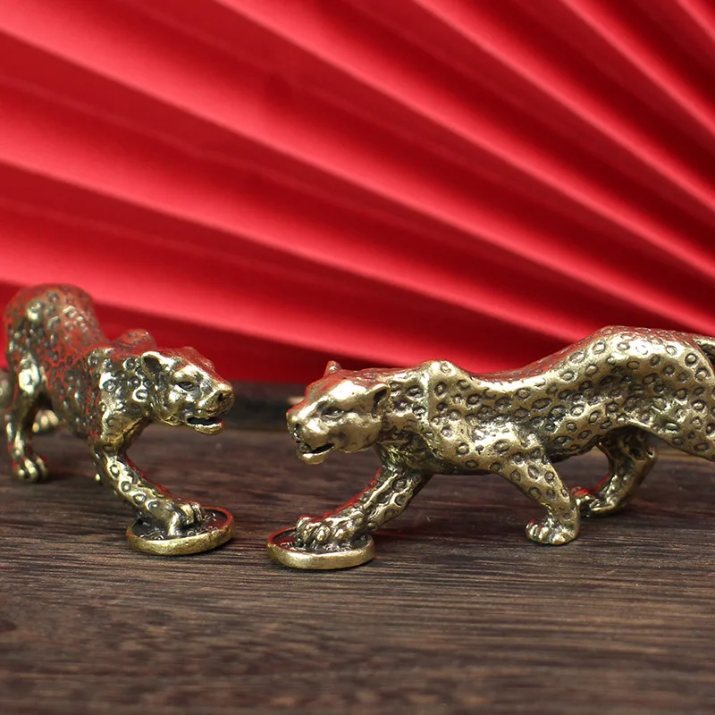 

1pc Vintage Brass Metal Leopard Ornament Decorative Desk Accessories Office Desktop Decor Home Decoration Money Leopard Figurine