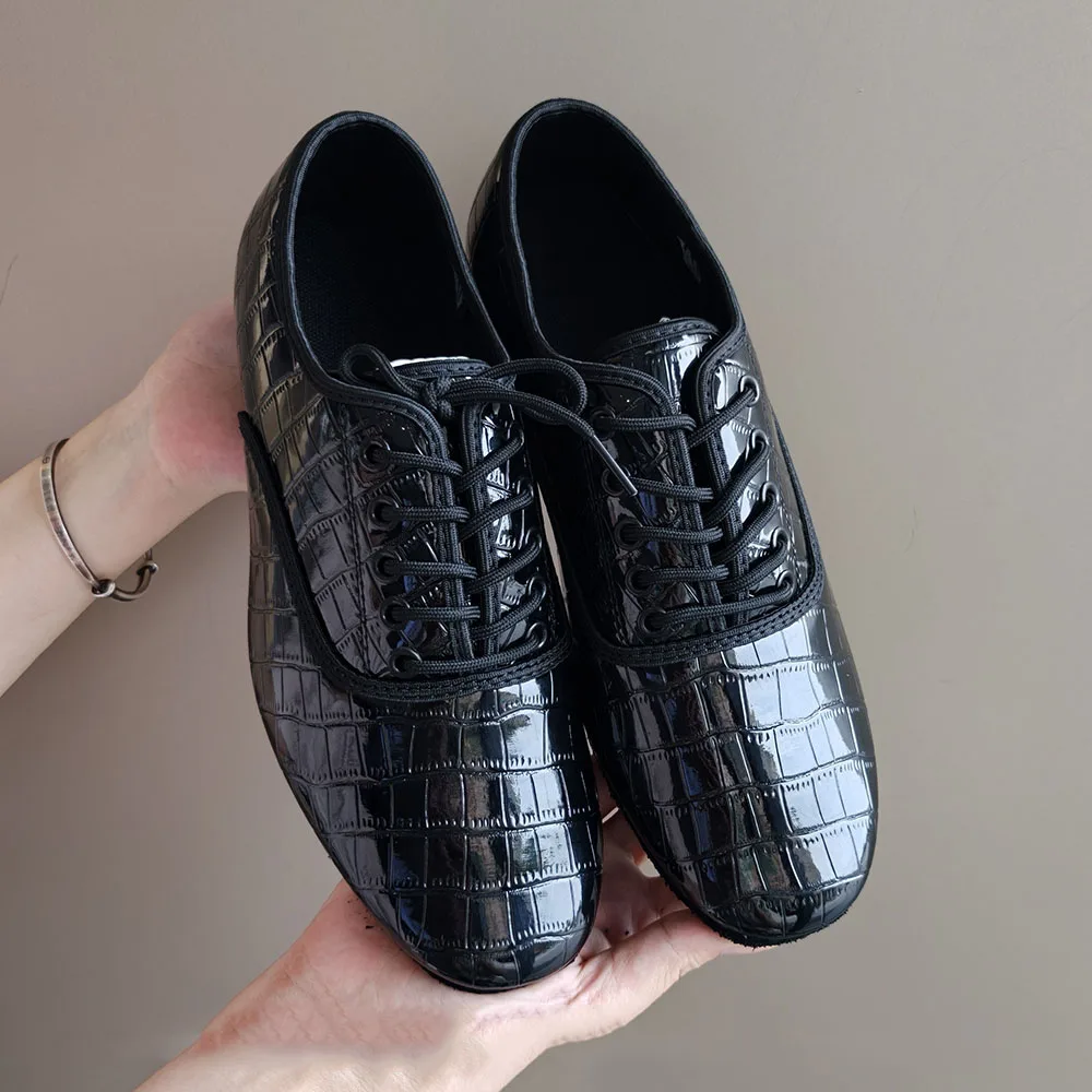 Men Soft Leather Modern Ballroom Dance Shoes Latino Male Jazz Latin Shoes Man Teacher Trainning Yoga Dancing Footwear Sneakers