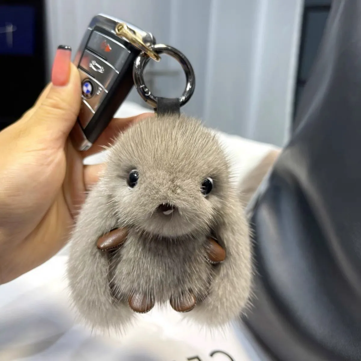 Cute Fluffy Rabbit Keychain Ring Plush Pompon Bunny Bag Pendant For Couple Car Key Ring Jewelry Gifts