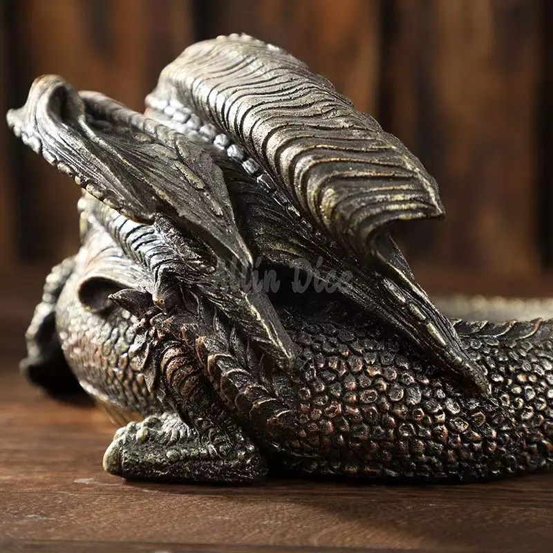 

Dragon Shape Dice Tray Creative Dragon Statue Home Decor Resin Dice box case for dungeon and dragon RPG DND Player birthday gift