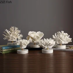 Modern White Simulation Coral Decoration Marble Base Exquisite Resin Coral Crafts Living Room Countertop Decoration Wedding Gift