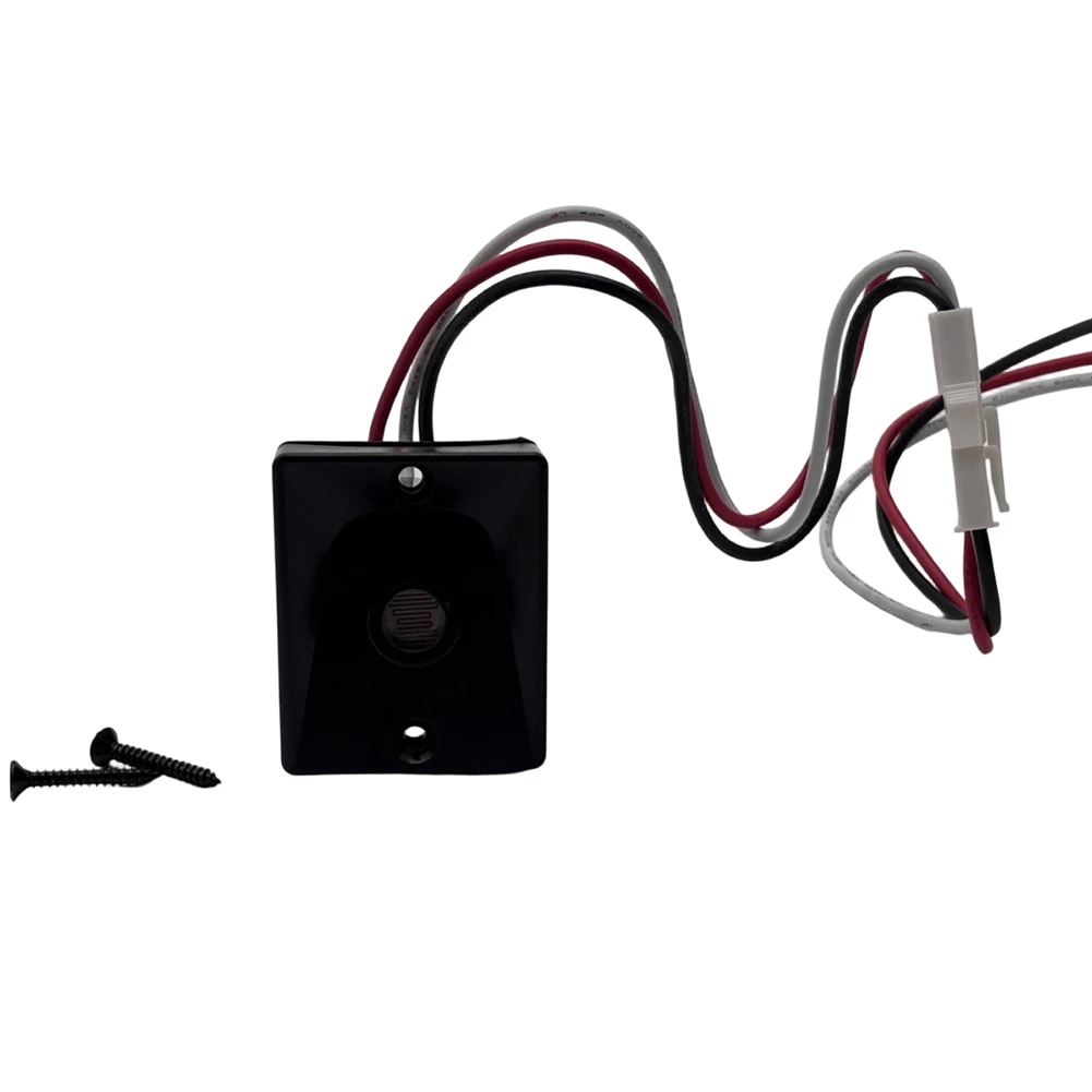 

Waterproof Outdoor Pole Light Switch with Built-in Photocell Sensor for Dusk to Dawn Operation 120V 240V 208V 277V