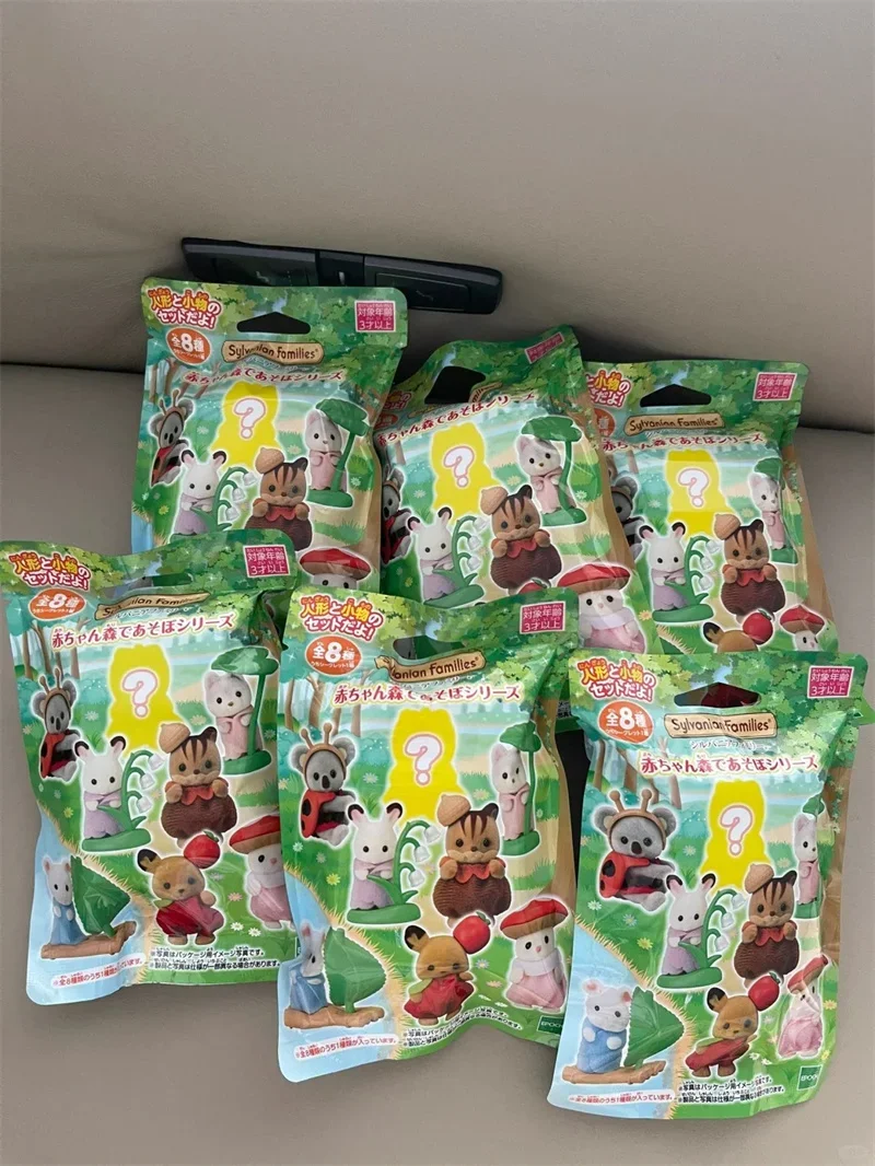 Mini Anime Forest Family Figure, Presentes de aniversário fofos para crianças, Brinquedos genuínos, Saco de sorte da família floresta, Vestir, bebê, Quente