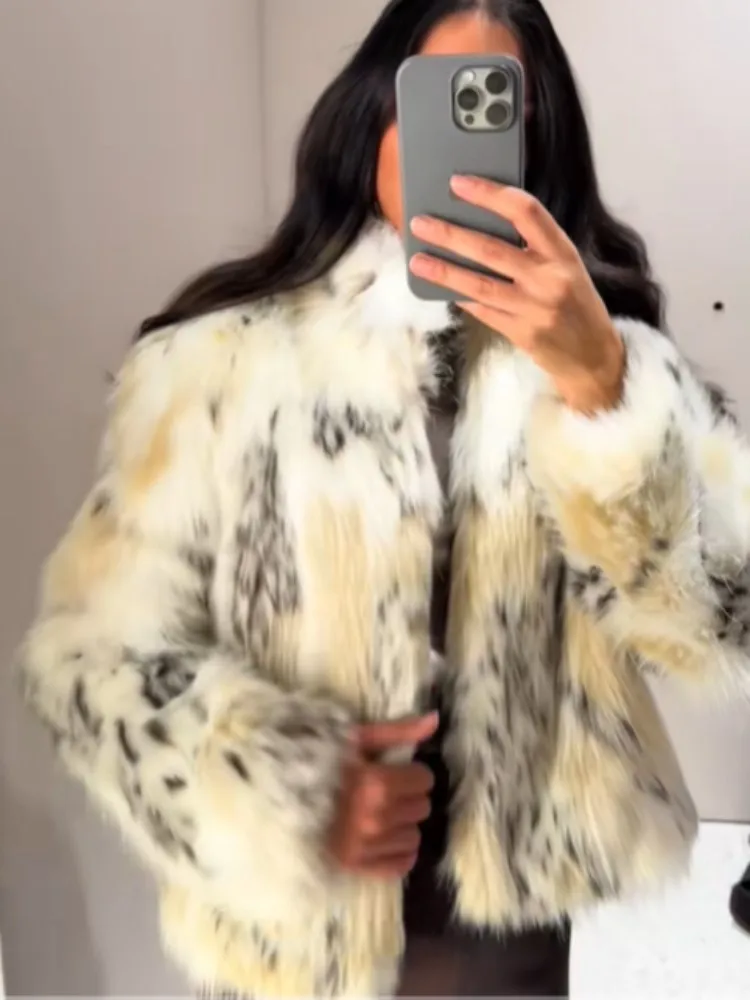 Animal Print Fluffy Faux Fur Coats For Women Chic Thick Warmth Stand Collar Jacket 2025 New Winter Street Long Sleeve Outerwear