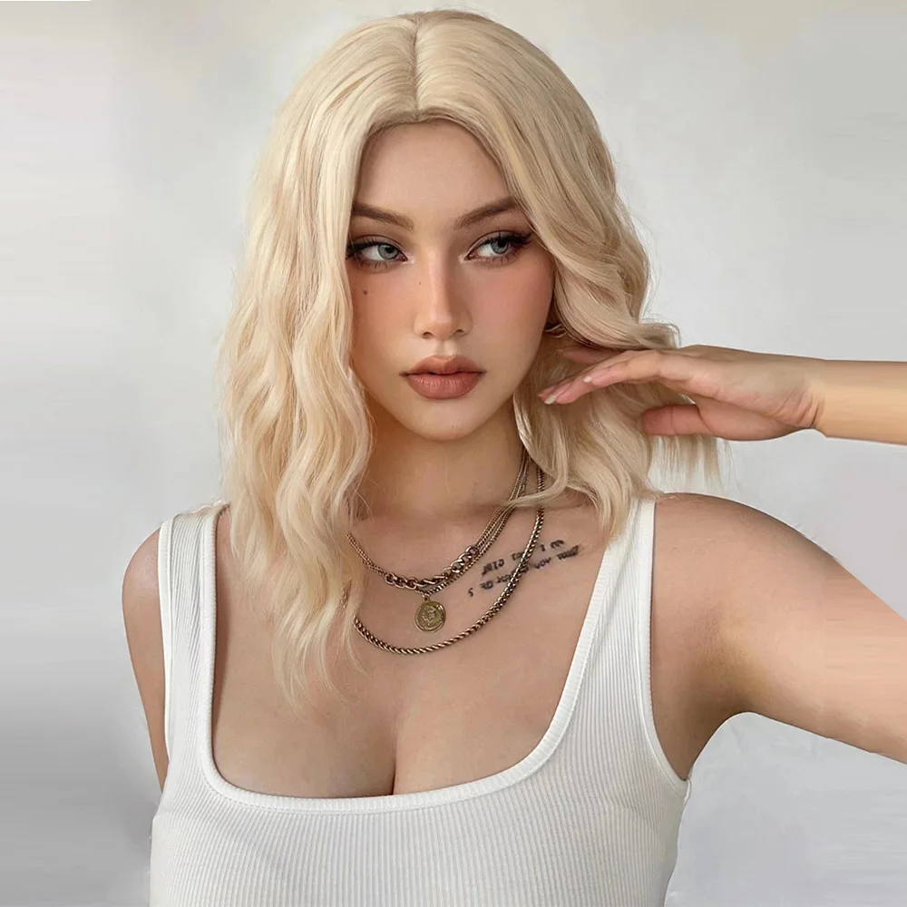 Light Golden Short Wavy Bobo Wig Blonde Synethetic Natural Hair Wig for Women Daily Cosplay Heat Resistant Middle Part Wig