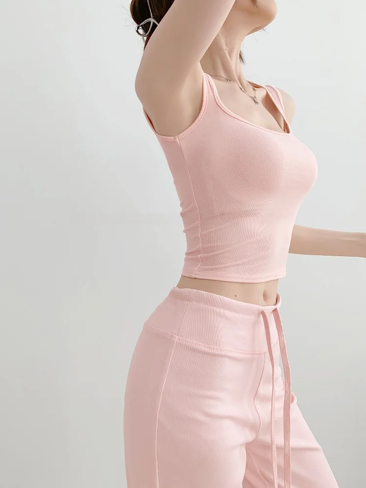 슬림핏 민소매 조끼 여성 여름 패션 배꼽 노출 U넥 셀프 키프트 빅 U넥 탱크탑 트렌디 이너웨어 탑