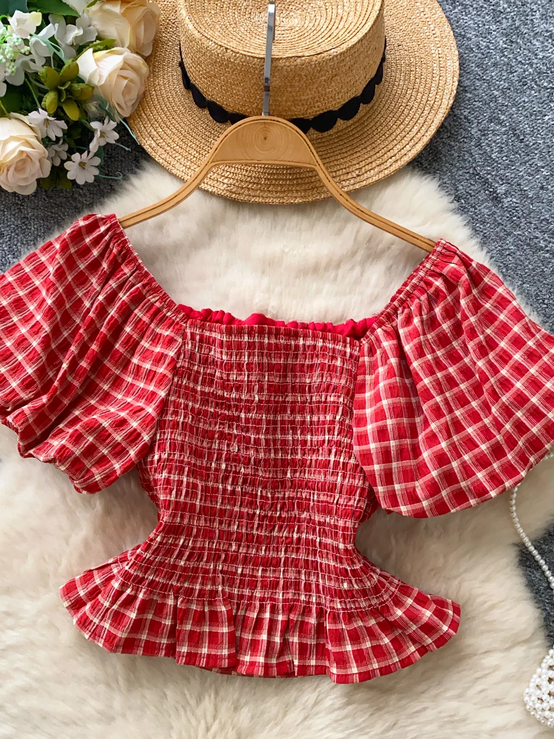 

Dopne Pure Desire Sle Polka Dot One oulder Bubble Sve irt Women Summer Tie Waist mmet Belly Baring Spicy Top