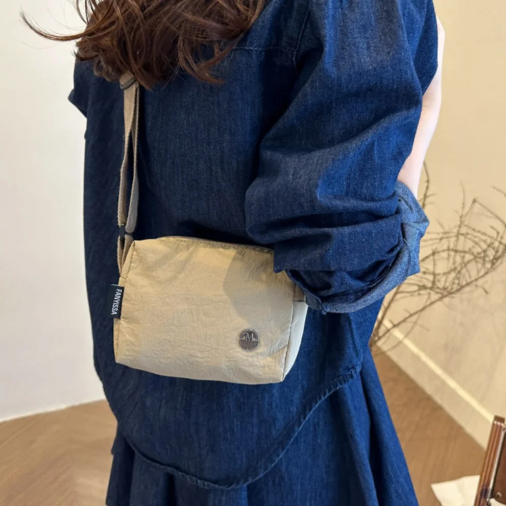 Leichte Damen-Umhängetasche für Pendler, einfache, einfarbige Sport-Hüfttasche, lässige Brusttasche für den täglichen Gebrauch und die Arbeit – Detail 4