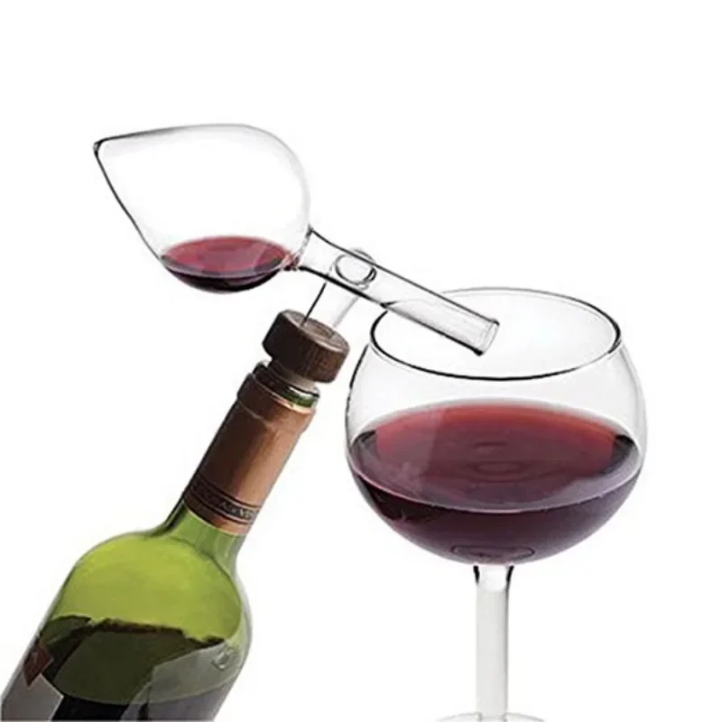 Round and Peach Shaped Transparent Red Wine Aerator Quick Pour Spout Portable Decanter for Red Wine Bottles Sobering Device