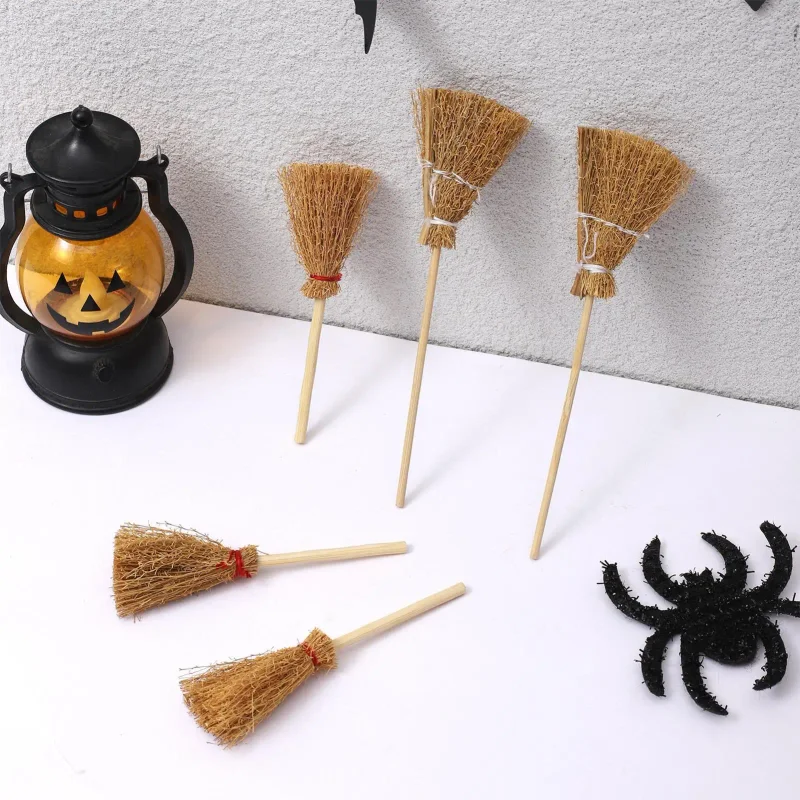 

Mini Witch Broom Halloween Broom Prop Craft Masquerade Holiday Stage Show Party Family Gathering Festival DIY Decoration