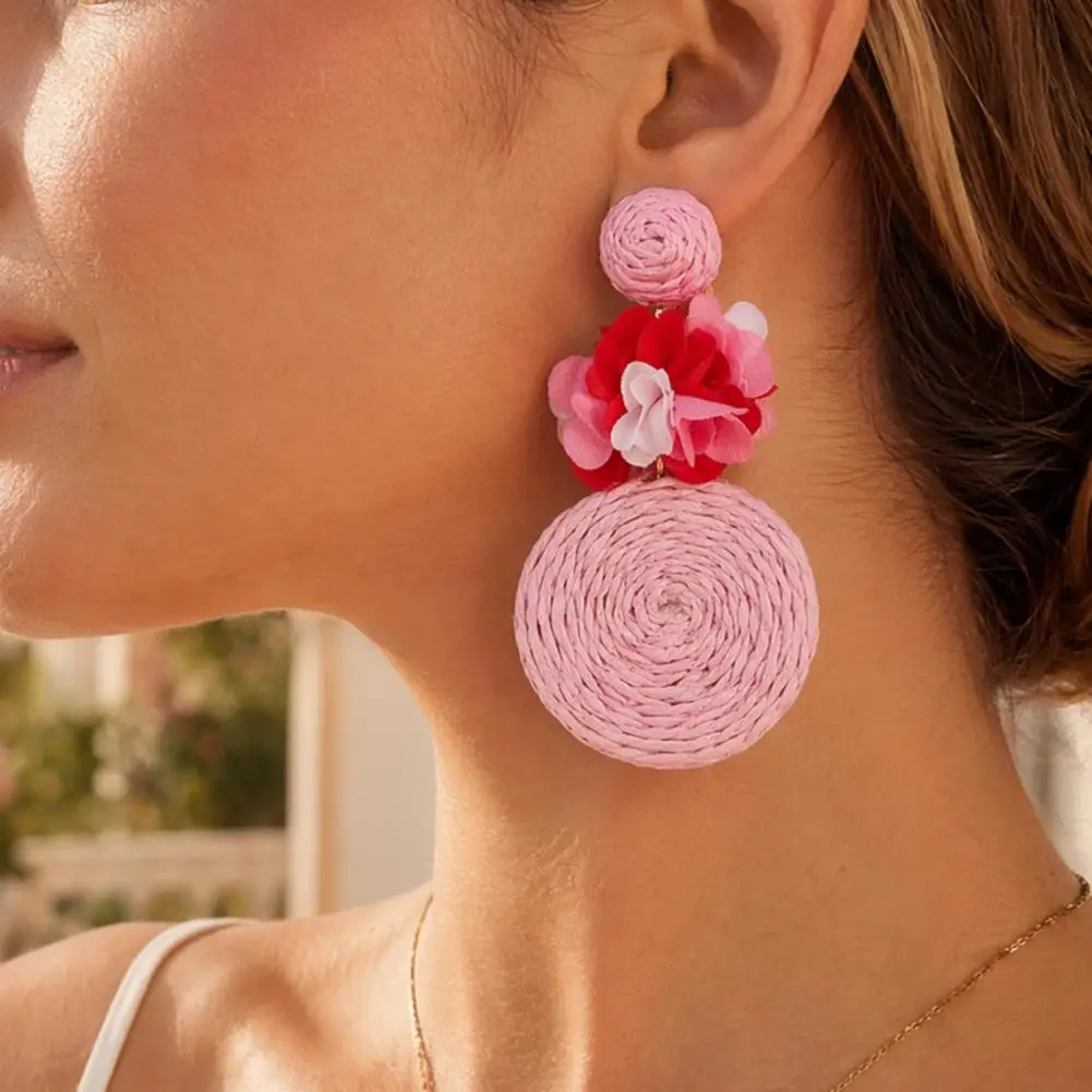 1 Pair Raffia Flower Earrings Women Boho Rattan Round Drop Dangle Earrings Woven Straw Summer Beach Vacation Accessory