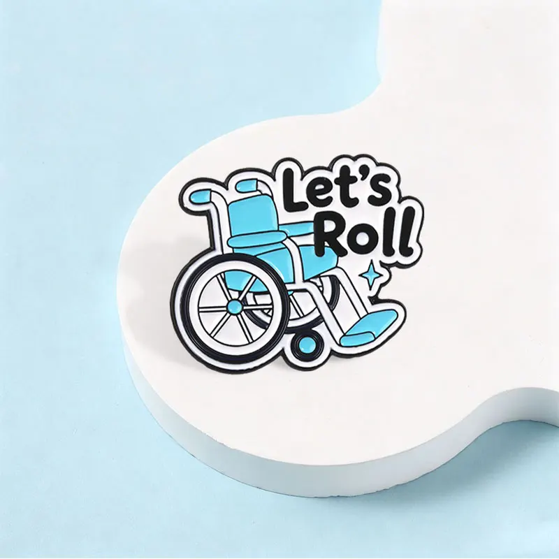 Let's Roll Emaille-Abzeichen Blau Rollstuhl Behinderten-Pride-Pin Lustiger Slogan Cartoon Metallbrosche Geschenk für Behindertenvertreter – Detail 7