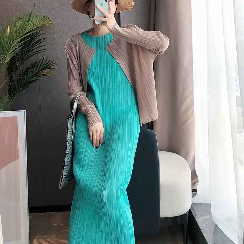 

Miyake Pleated Women Dress 2024 Summer Sleeveless Long Classic Korean Fashion Casual Elegant Female Lce Water Blue Beach Dress