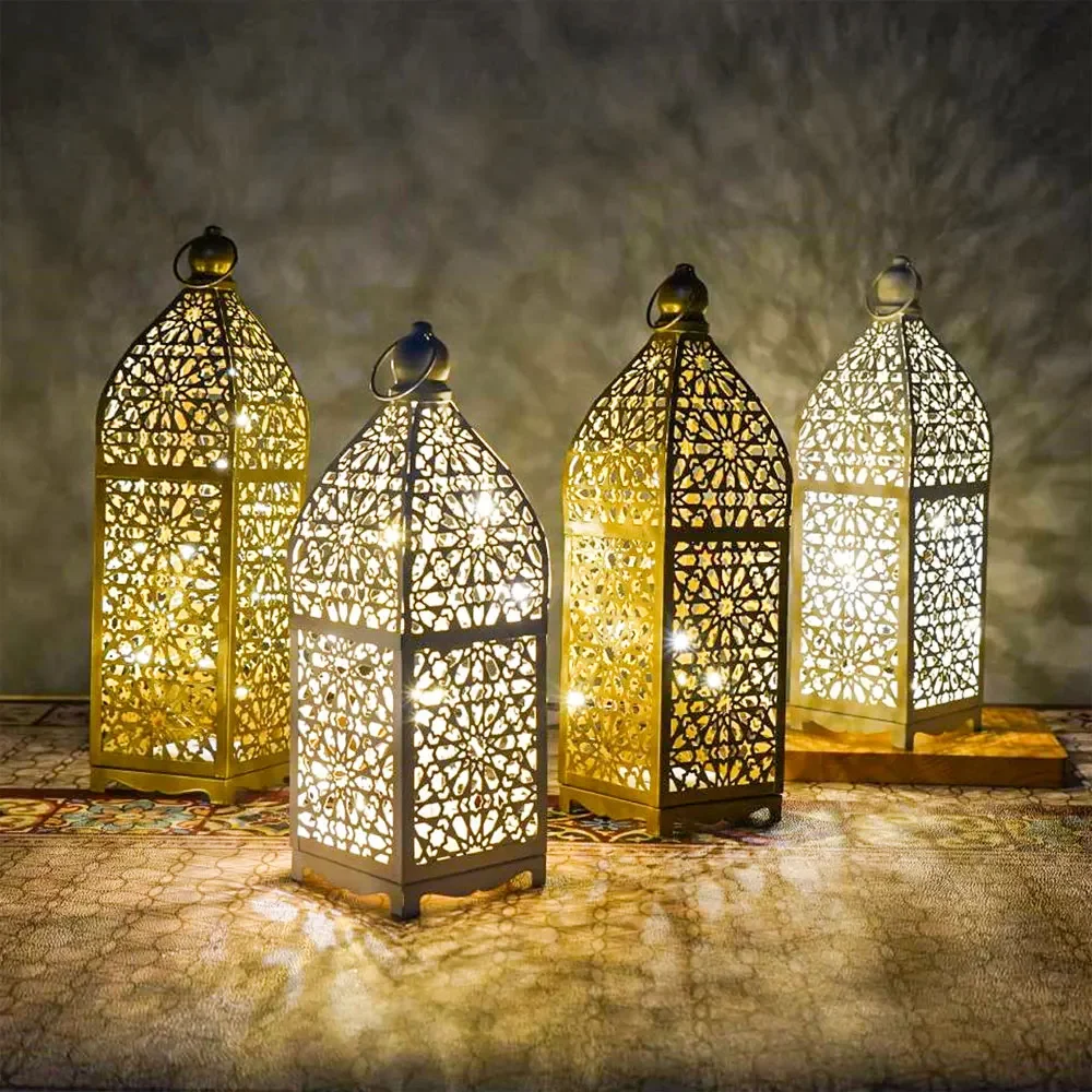 Vintage Hollow Metal Lanterns Moroccan Style Night Light Decorative Ornaments Atmosphere Props Small Lantern Table Candlestick