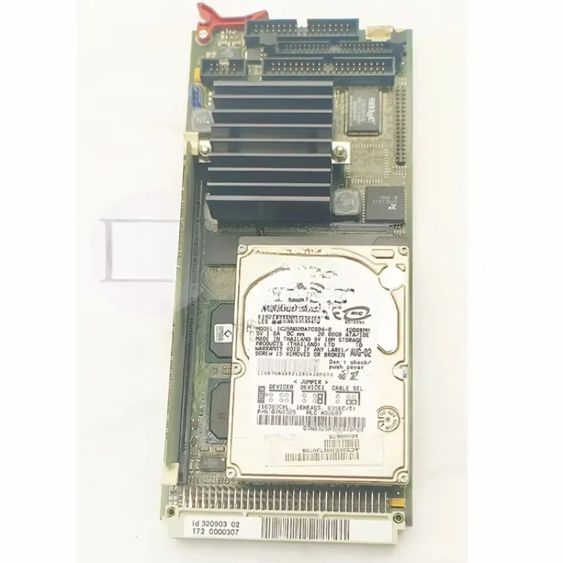 Máquina de tejer plana de ordenador STOLL de Alemania, máquina original 330, placa base usada 300903