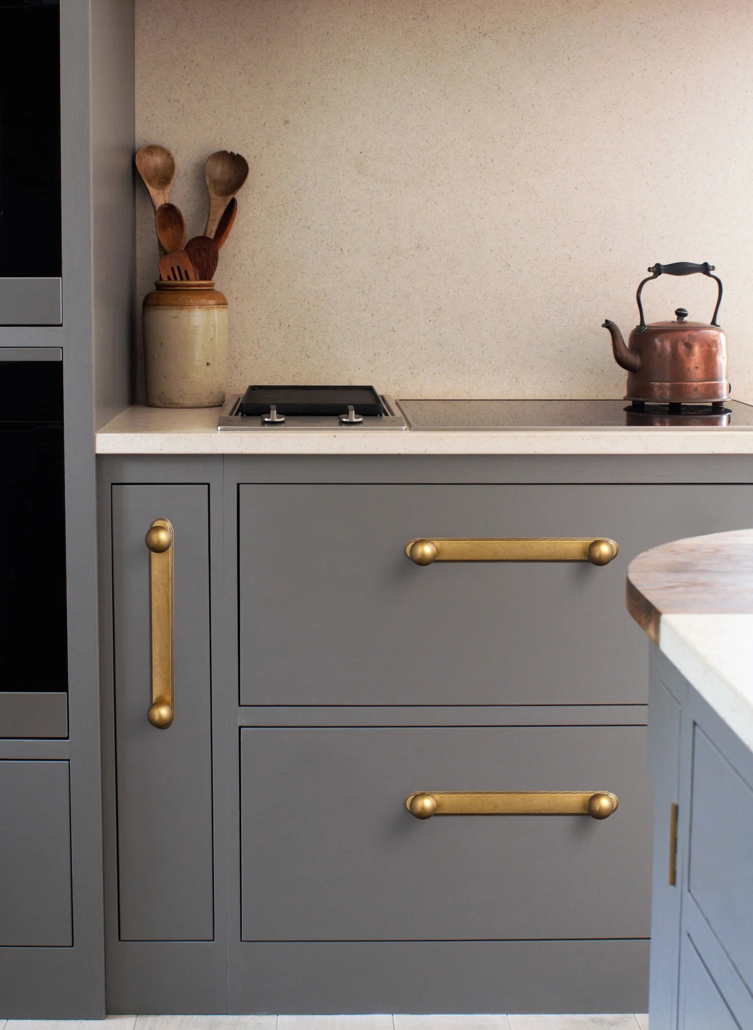 Goo-Ki High-End Ant…