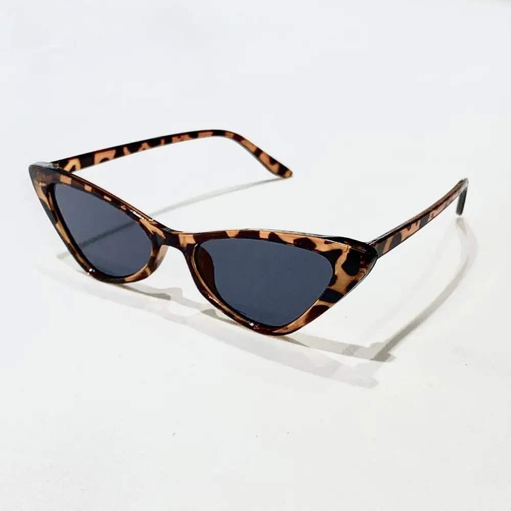 Vintage Cat Eye Sonnenbrille Retro Kleine Rahmen Sonnenbrille für Frauen UV400 Schutz Brillen Trendy Shades Streetwear Zubehör