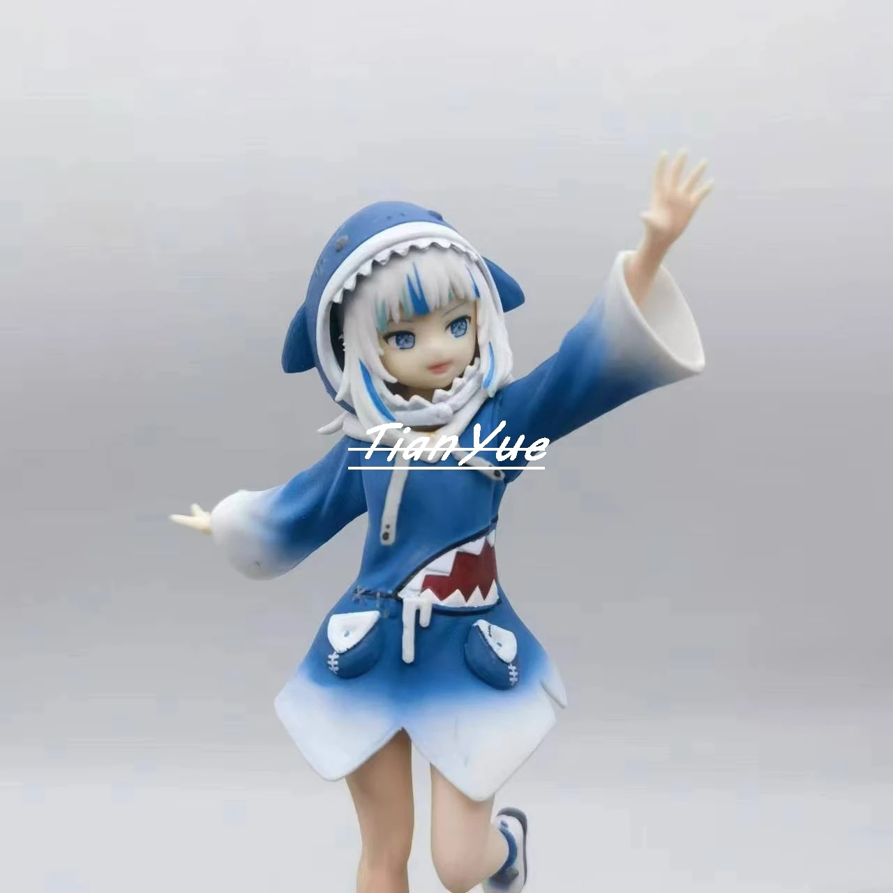 Anime Virtual YouTuber Cute Gawr Gura Figure Car Decoration 16CM