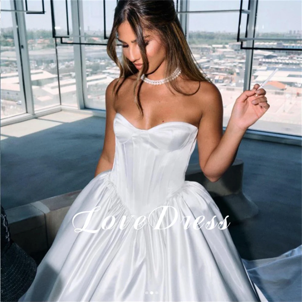 Love Princess Sweetheart Pleats A-Line Stain Wedding Dresses Elegant Floor Length Sleeveless Open Back Lace Up Bridal Ball Gowns