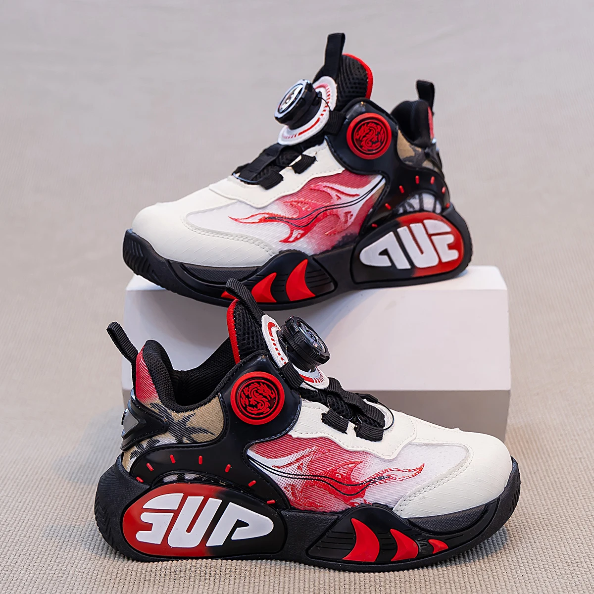 

Модные осенние кроссовки с вращающимися кнопками, износостойкие, с мягкой подошвой, детские спортивные кроссовки, повседневные нескользящие кроссовки для тренировок