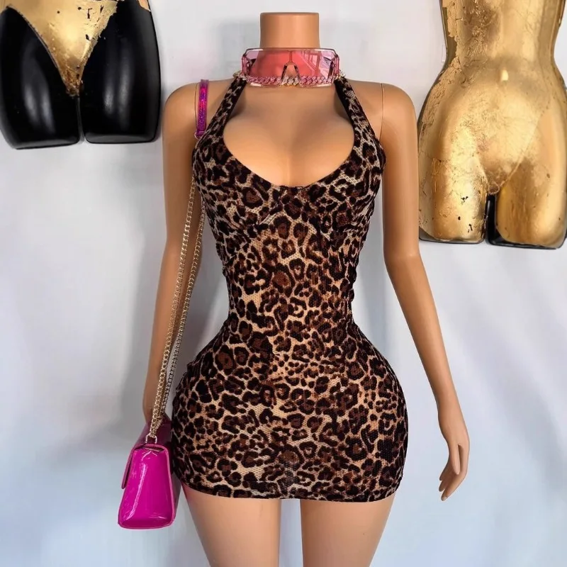 المرأة البرية مثير ليوبارد طباعة Bodycon فستان قصير الخامس الرقبة أكمام الدانتيل يصل الرسن عارية الذراعين ليلة كلوبوير سليم ملابس الحفلات