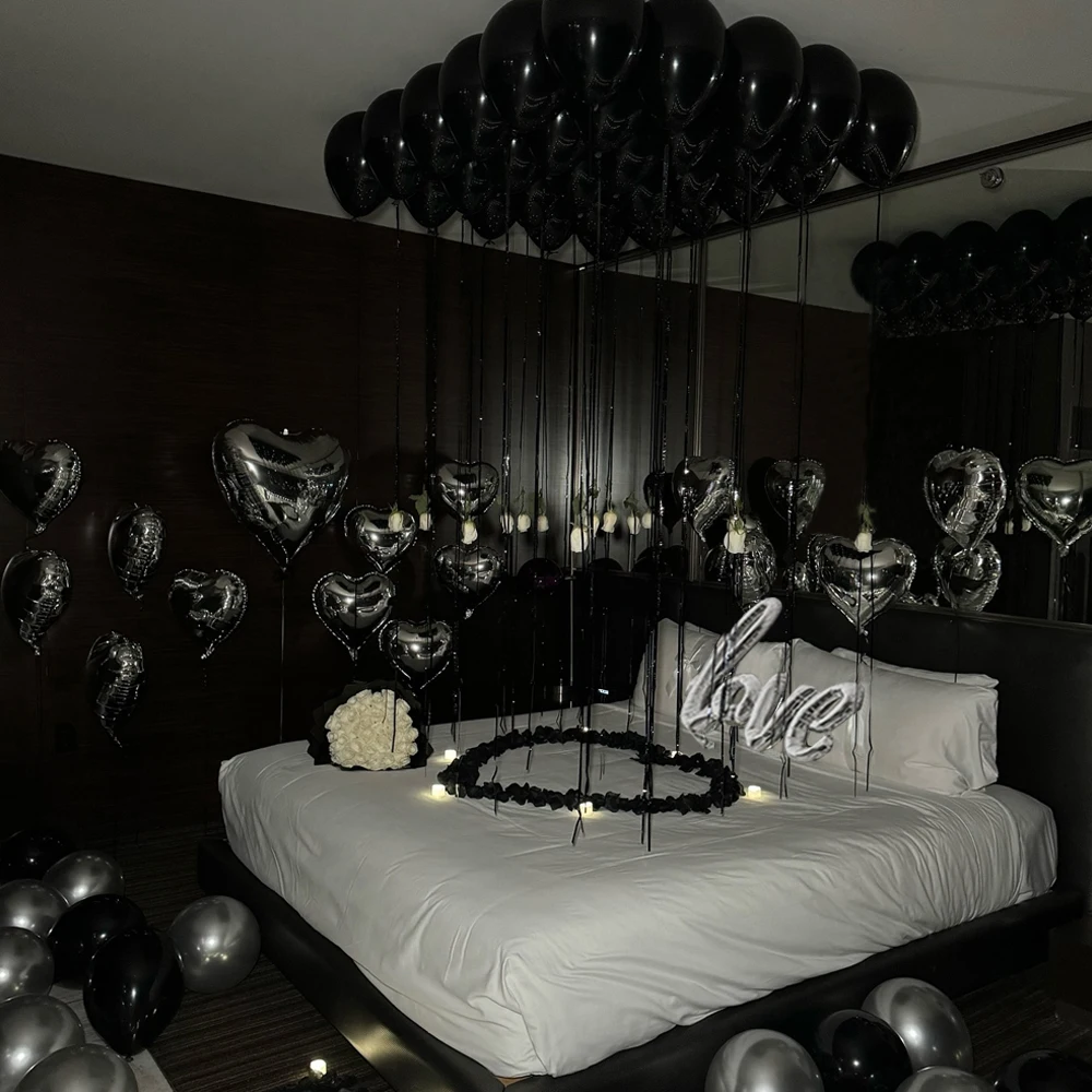 Czarno-srebrny zestaw balonów Miłość Balon z folii aluminiowej Symulowane płatki Urodziny Ślub Walentynki Dekoracja Rekwizyty fotograficzne — zdjęcie 7