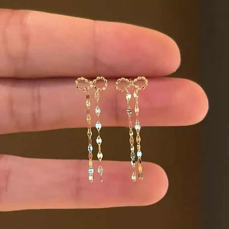 2026 Gold Tassel Earrings Minimalist Design Ladies High-End Jewelry Party Fashion Style Individuality Highlighted