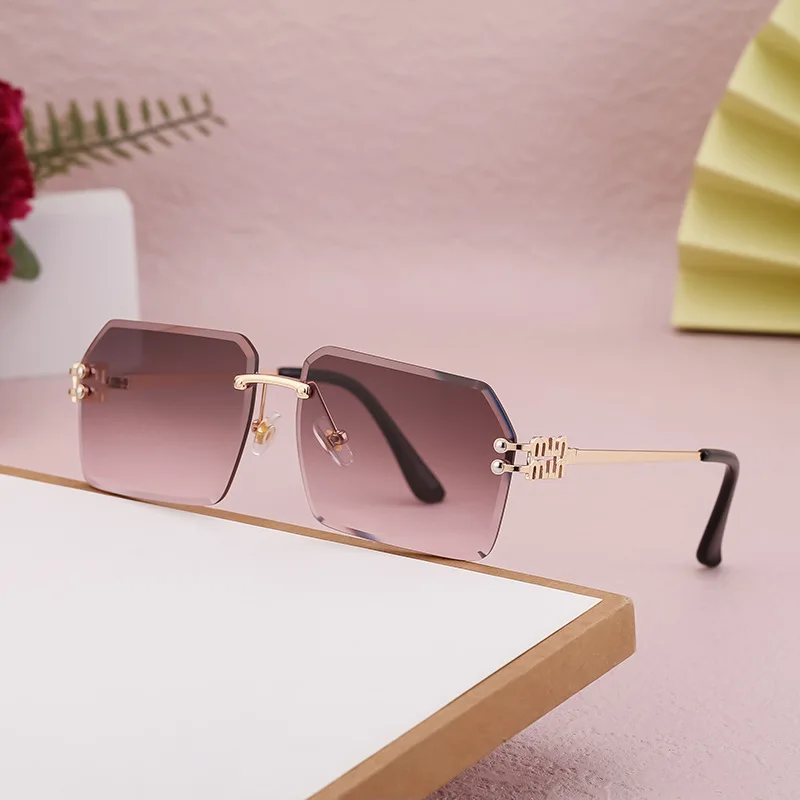 

Por 2024 Woman Lenses Casual Men Resin Eyewear Adult B7205 Sunglasses Glasses Special Offer