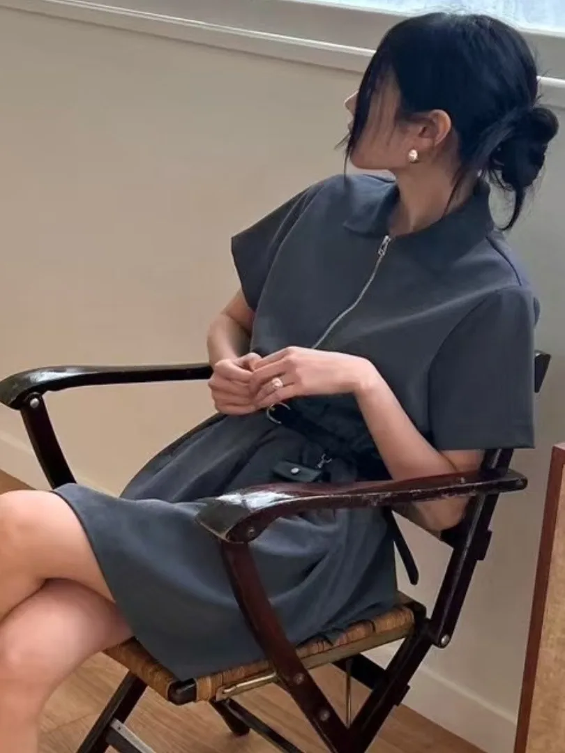 우아한 회색 폴로 넥 짧은 소매 드레스 여성 여름 새 스타일 빈티지 폴카 도트 미니 드레스 세련되고 세련된