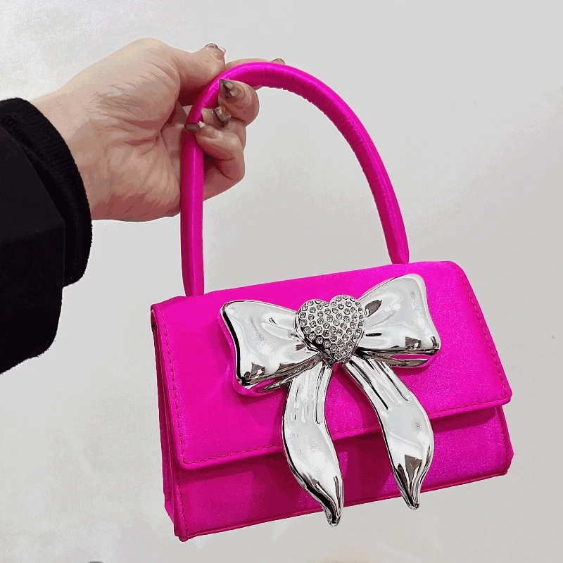 

Новая атласная квадратная сумка-клатч 2026 года для женщин: модная вечерняя сумочка с блестками, стразами и металлическим бантом для свадьбы и вечеринок