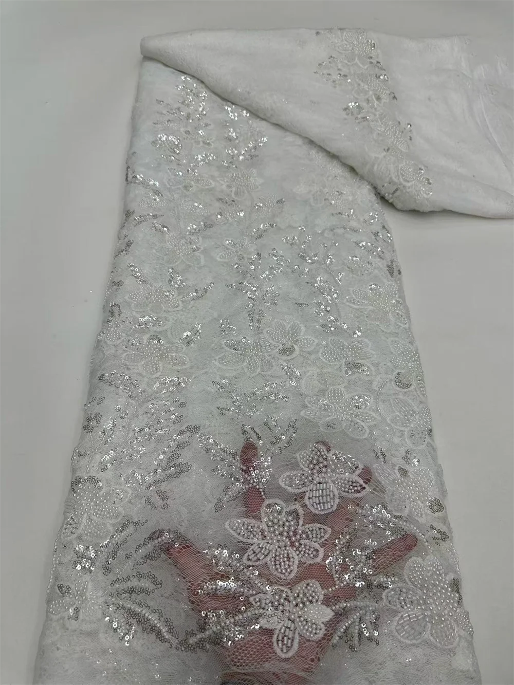 

Белое африканское кружево с пайетками 2026: высококачественная вышитая сетчатая ткань с бисером для женских свадебных и праздничных нарядов D G19-1