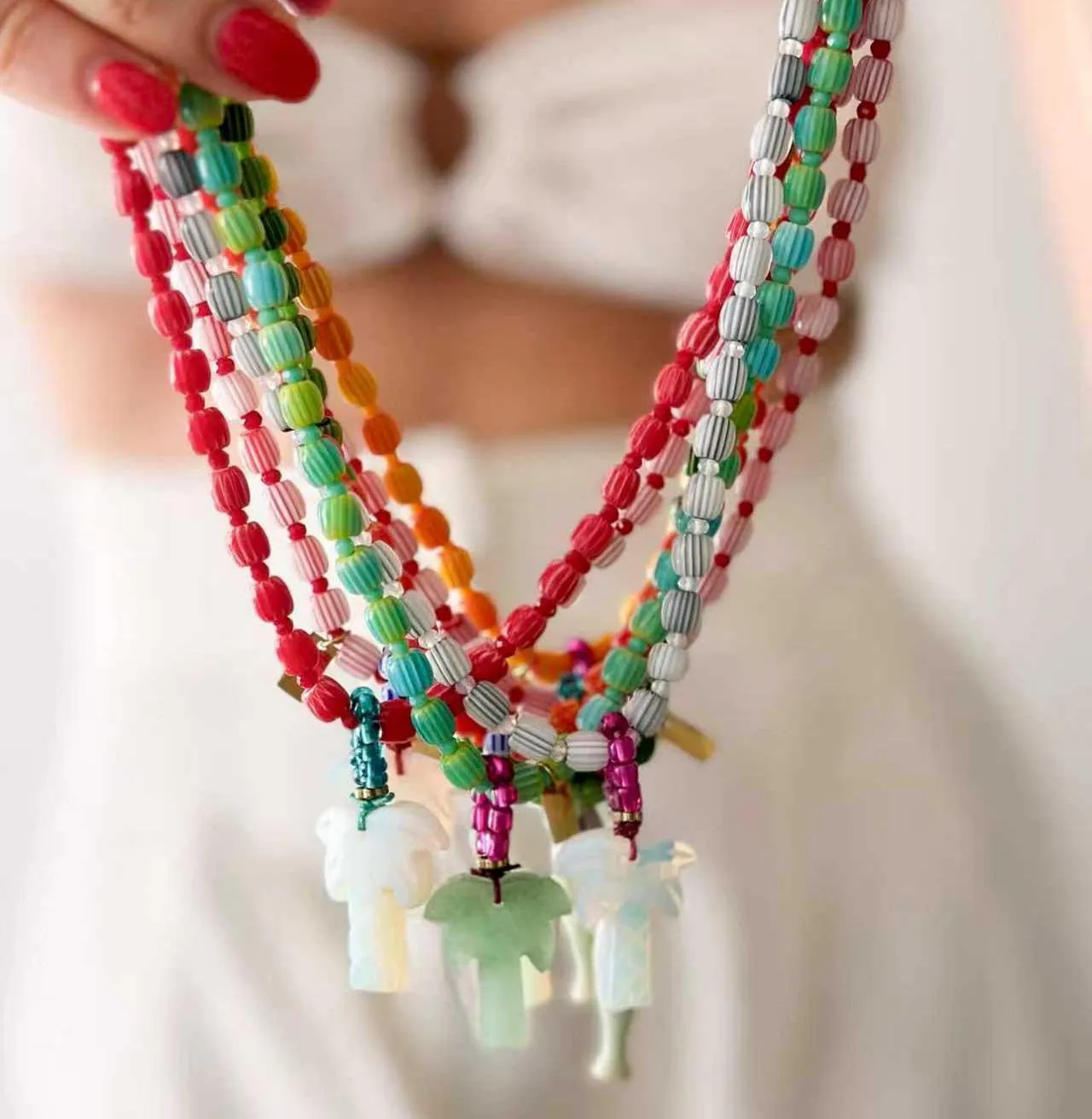 أزياء رائعة الصيف العصرية مجوهرات اكسسوارات السيراميك الخرز اليدوية الحجر الطبيعي شجرة العقيق قلادة قلادة