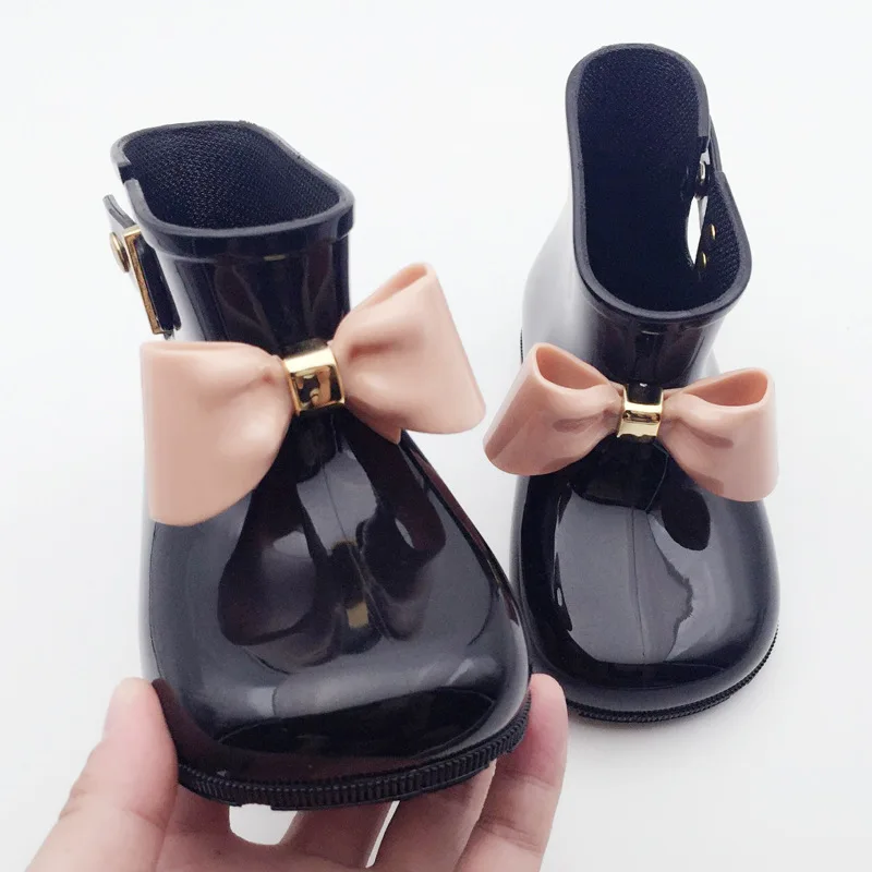 Kalosze dziecięce modna kokardka metalowa klamra dziewczęcy but uroczy maluch niemowlę wodoodporne buty dzieci antypoślizgowe buty do wody レ イ ン ブ ー タ